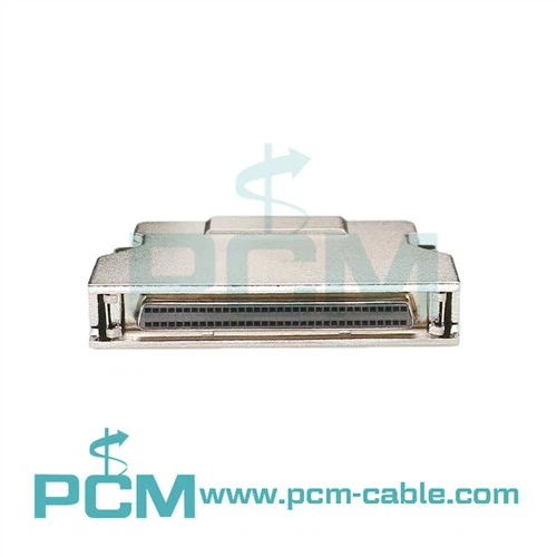 Conector SCSI VHDCI cu 68 de pini